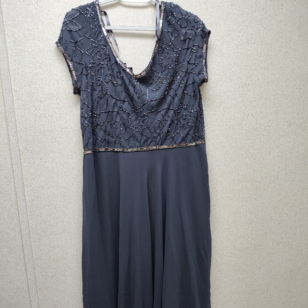JKara Women's Cap V-Neck Beaded Dress Size 18                   P#260@CMK